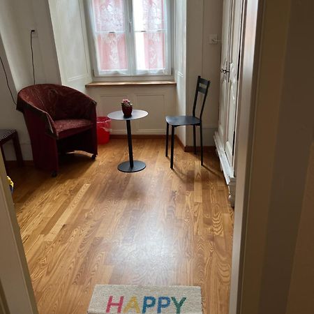 Chambre Papillon Avec Acces Terasse La Neuveville Exteriör bild