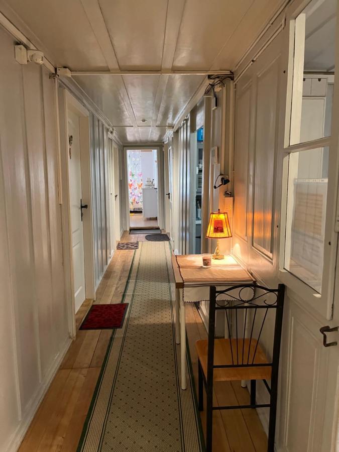 Chambre Papillon Avec Acces Terasse La Neuveville Exteriör bild
