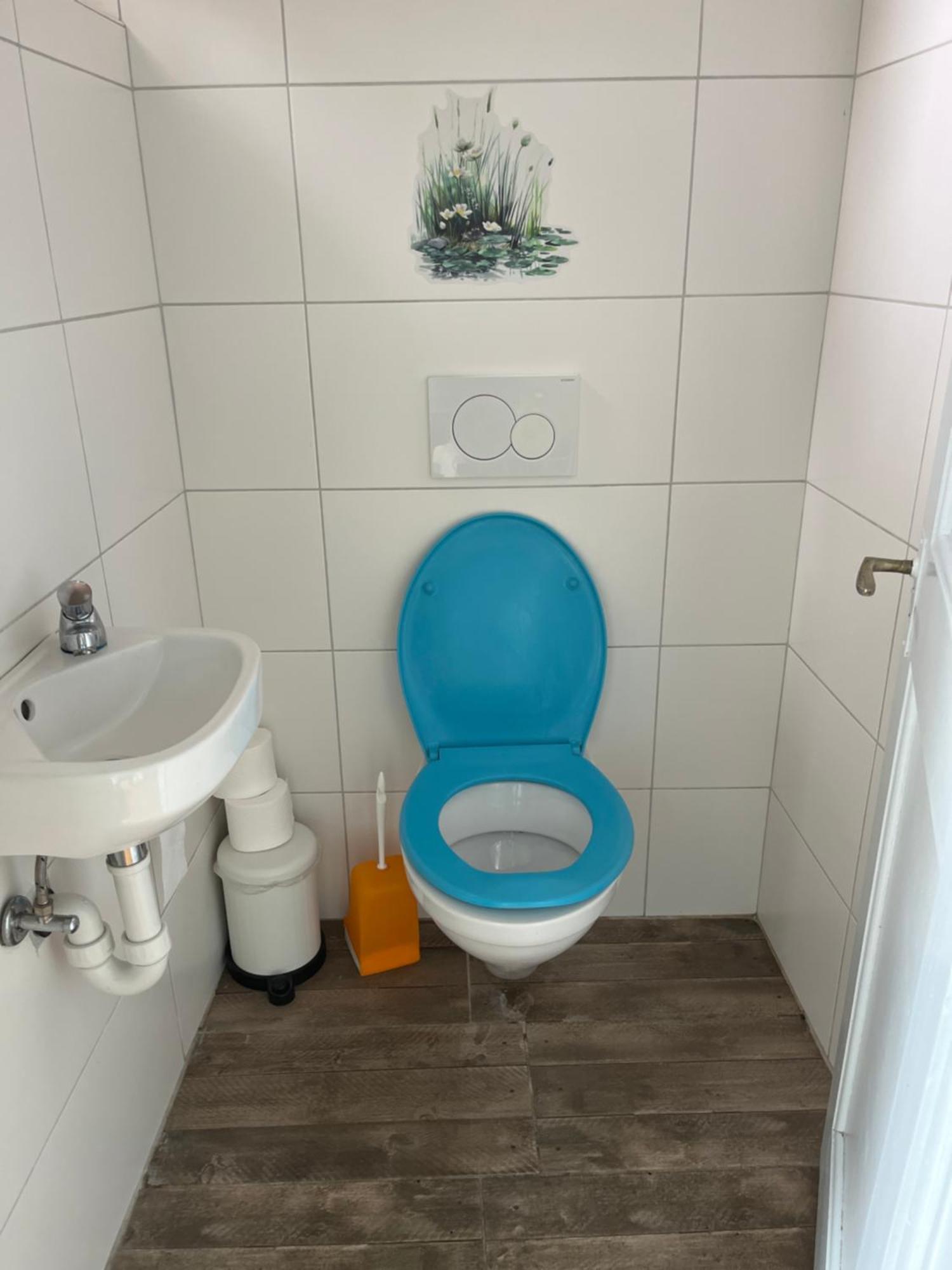 Chambre Papillon Avec Acces Terasse La Neuveville Exteriör bild