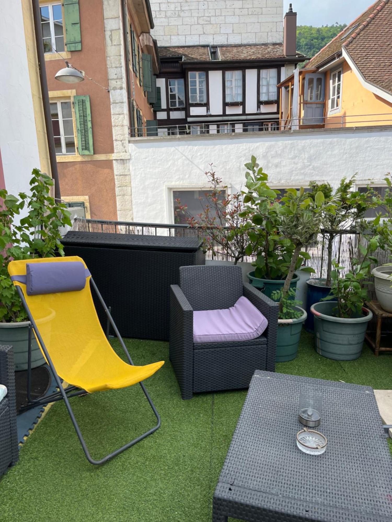 Chambre Papillon Avec Acces Terasse La Neuveville Exteriör bild